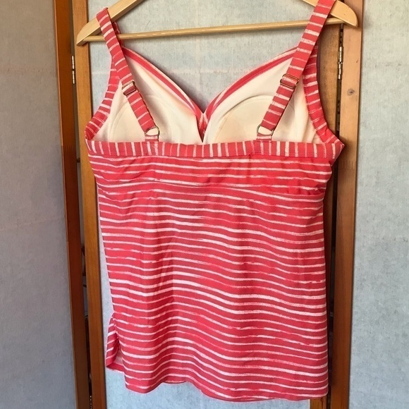 Ava & Viv tankini bathing suit swim top. Coral and white.  Size 16W. - Picture 2 of 4